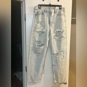 American Eagle NWT size 10 mom jeans